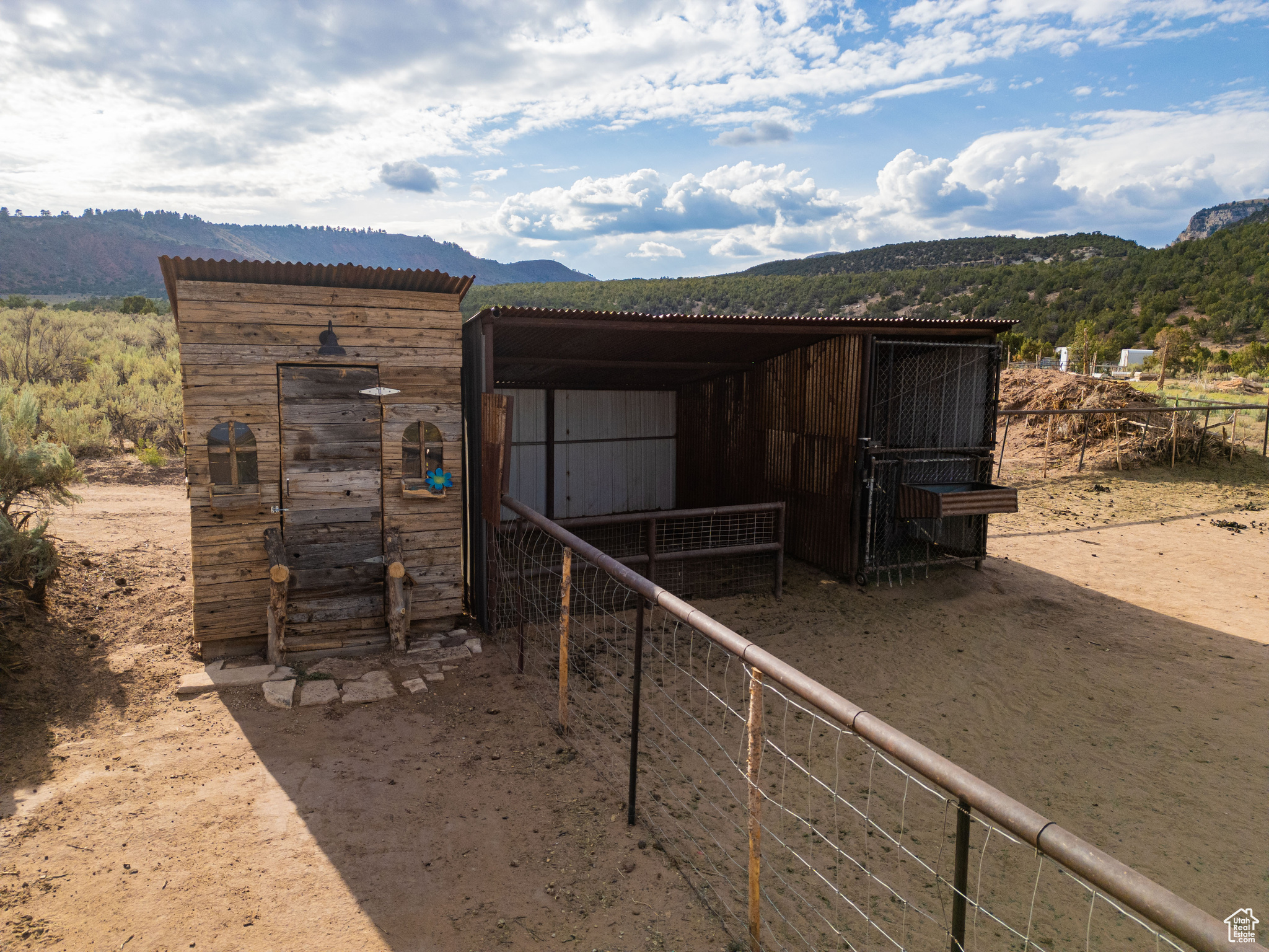 SAWTOOTH PARK PUD SUB - Residential