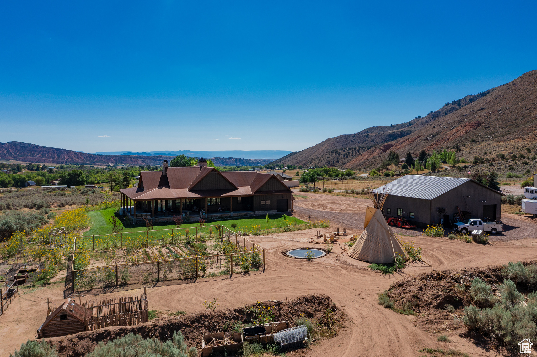 SAWTOOTH PARK PUD SUB - Residential