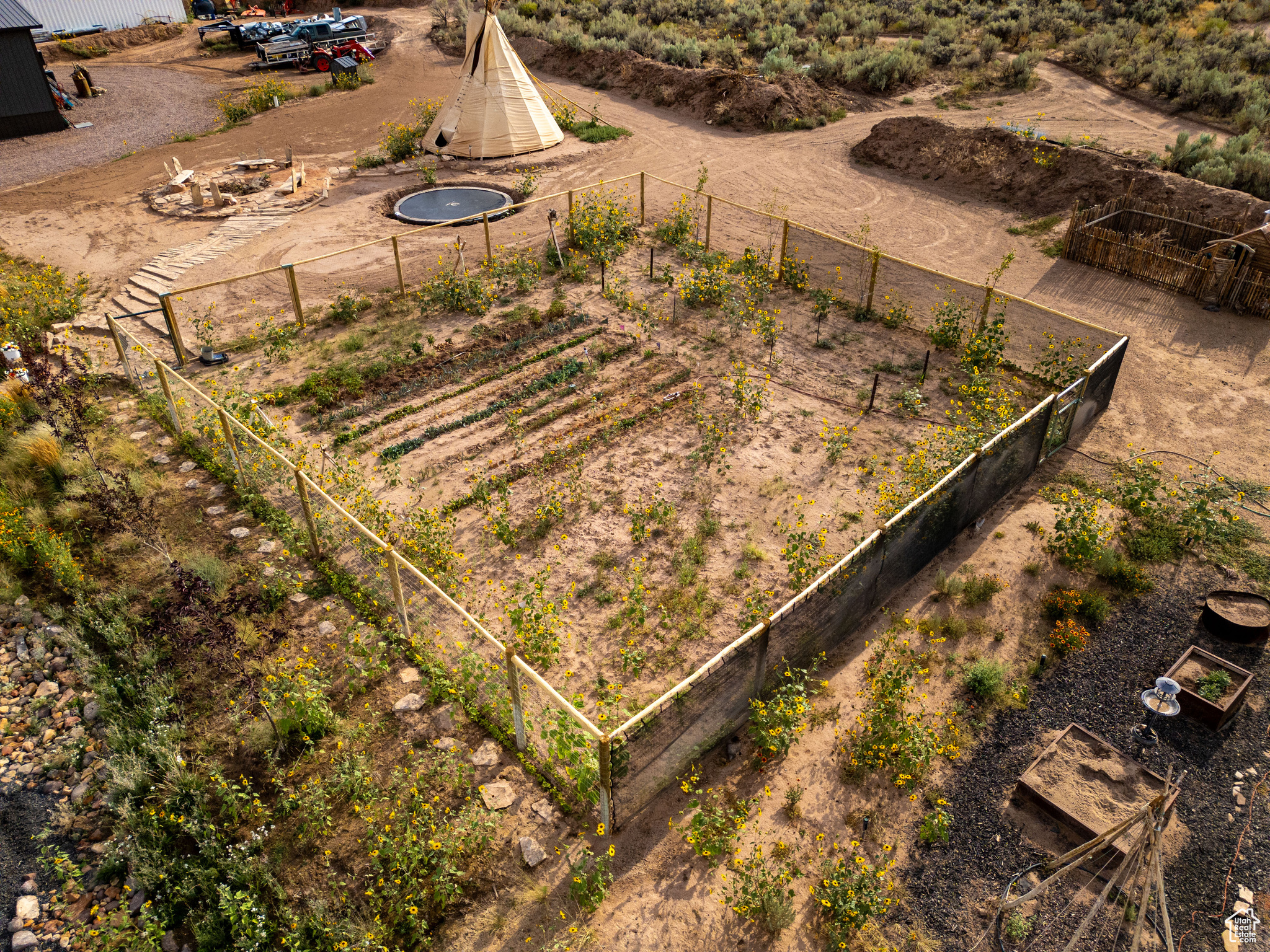 SAWTOOTH PARK PUD SUB - Residential