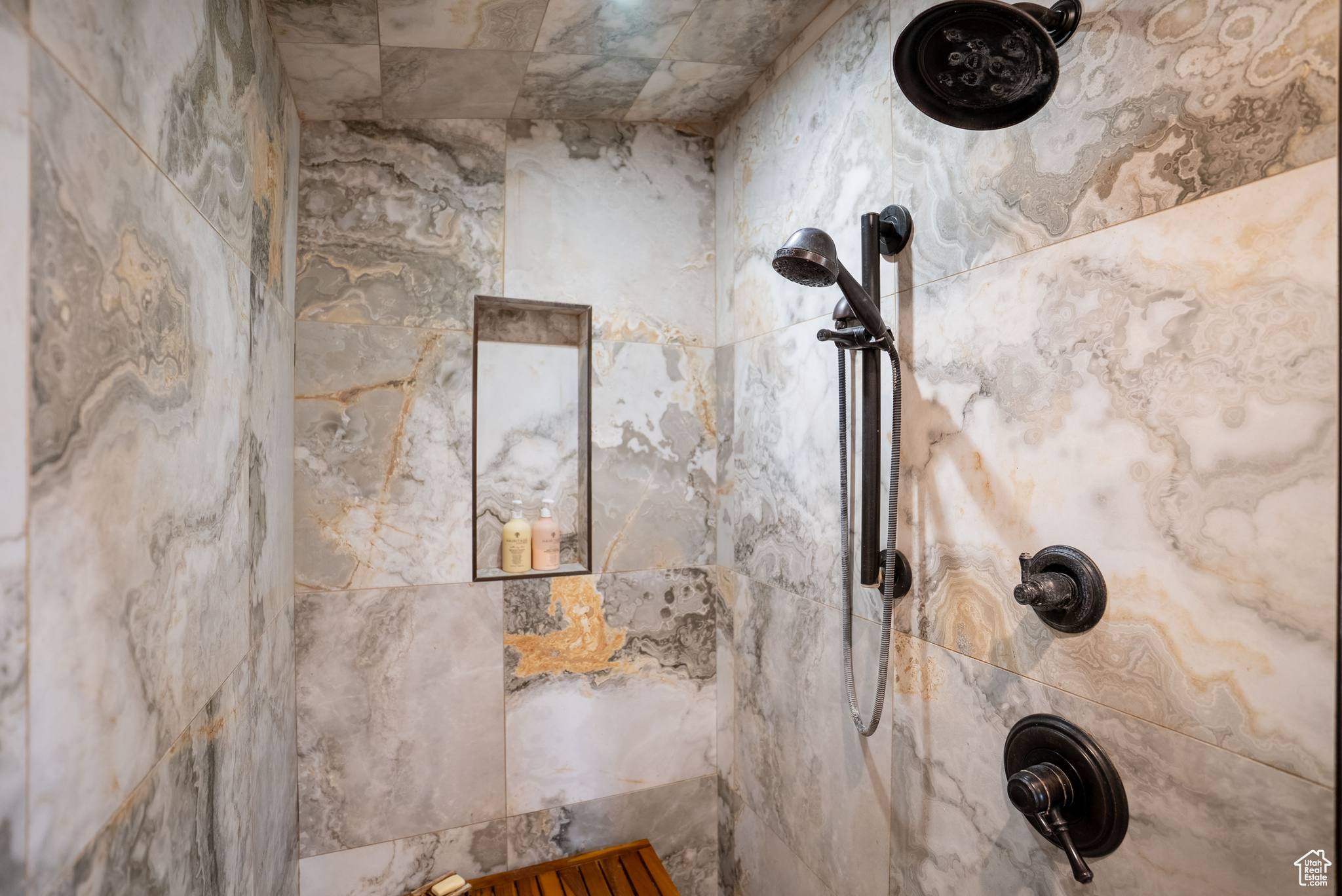 SAWTOOTH PARK PUD SUB - Residential