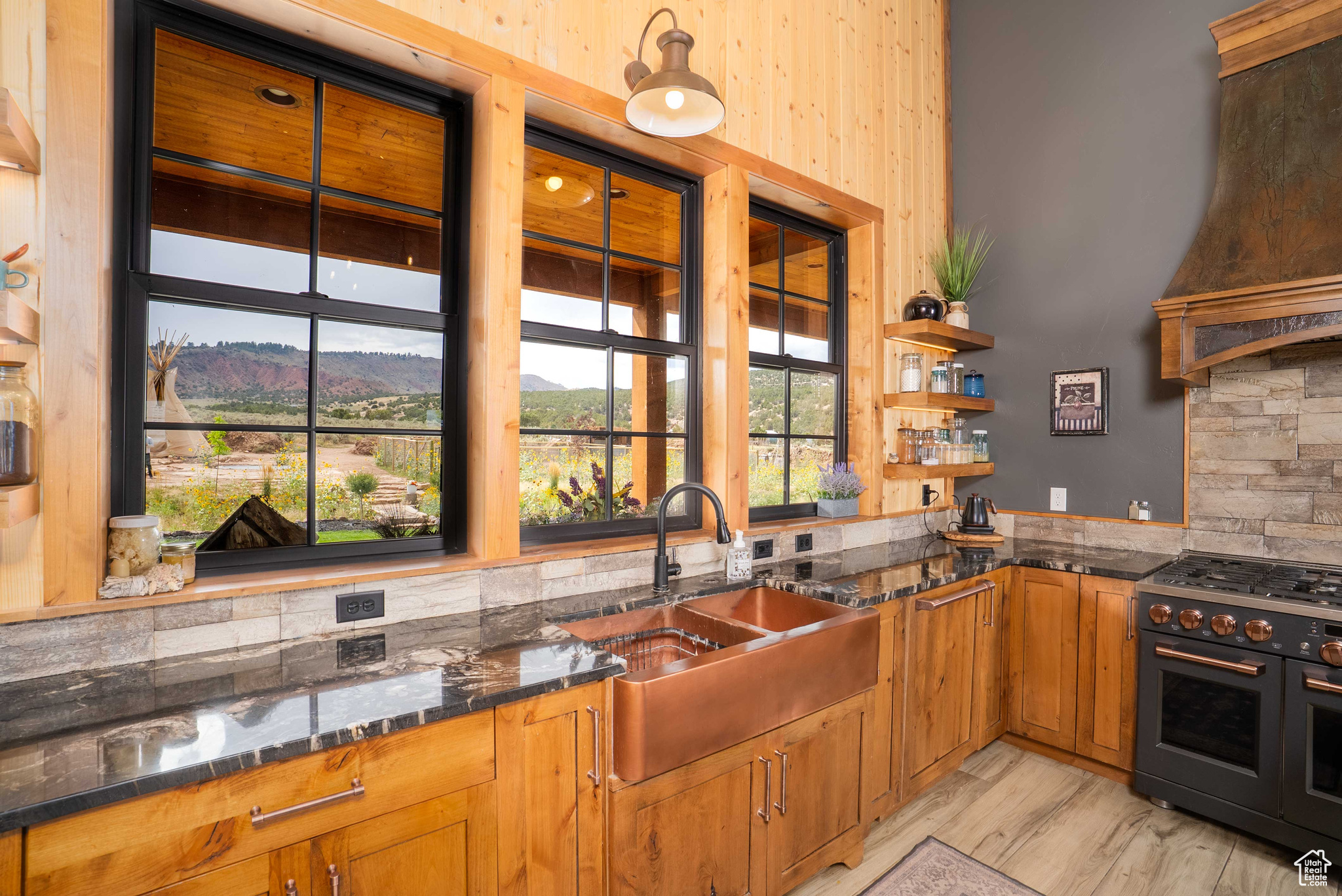 SAWTOOTH PARK PUD SUB - Residential