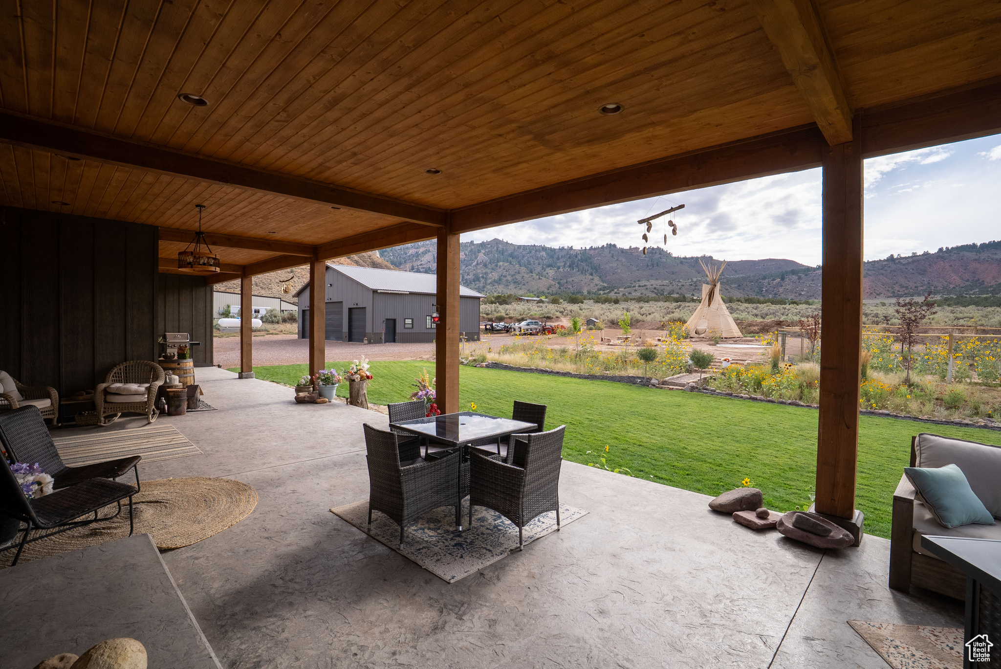 SAWTOOTH PARK PUD SUB - Residential