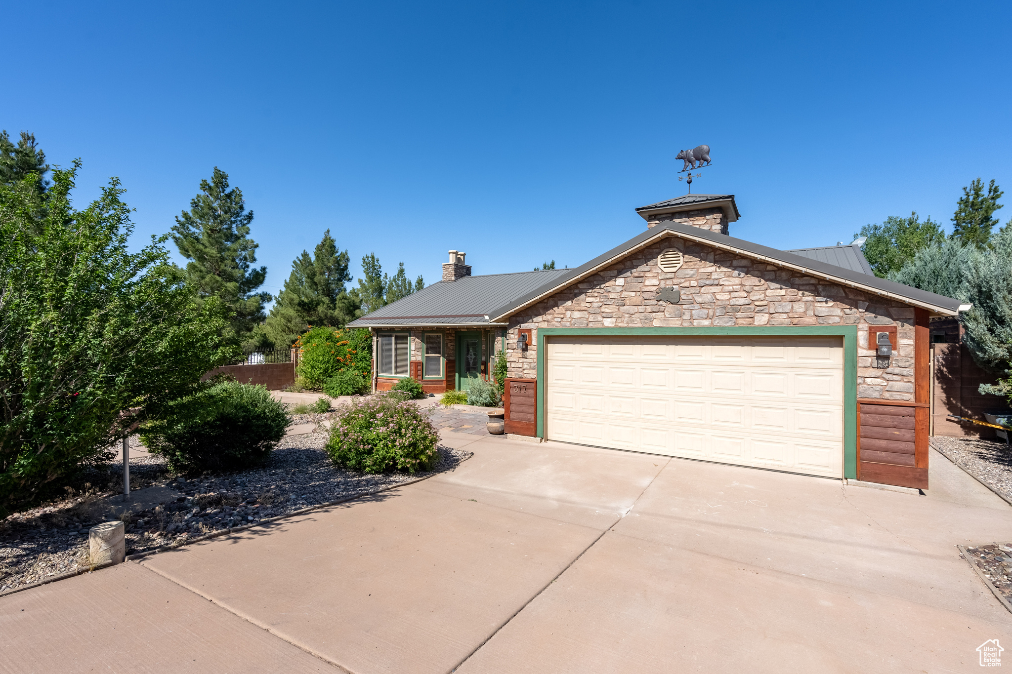 317 N Pinion Cir, Central, Utah image 4