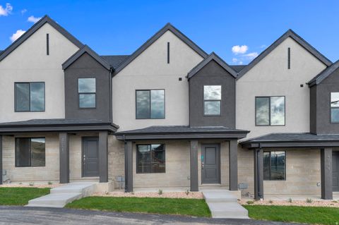 Photo of 4351 N 325 E #1398, Lehi, UT 84048 (MLS # 2135052)