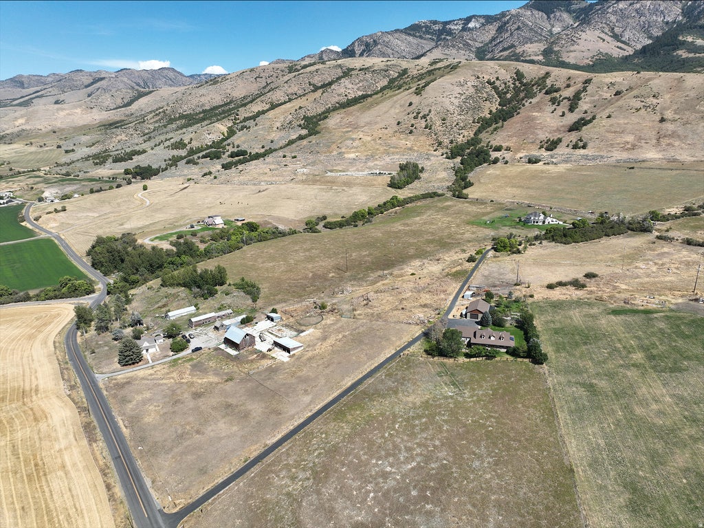 Photo of 2035 E MAPLE LEAF DR, Cove, UT 84320 (MLS # 2183615)