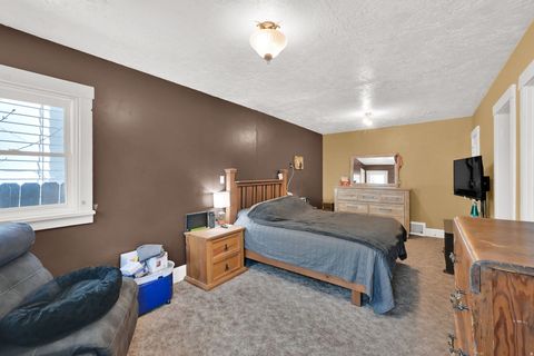 Tiny photo for 2575 JACKSON AVE, Ogden, UT 84401 (MLS # 2140471)