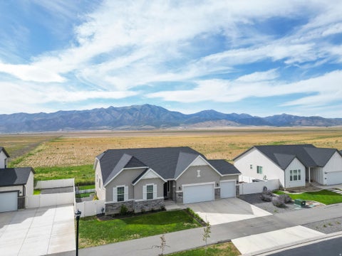 Homes For Sale - 6529 N Bismark Peak<br/> Eagle Mountain, UT 84005