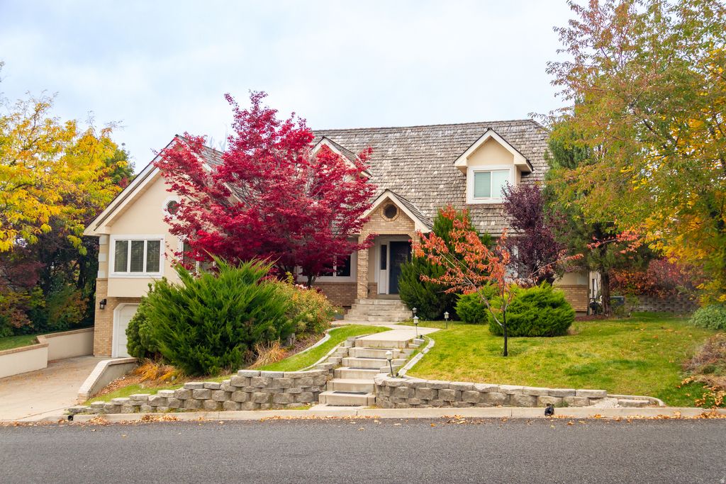 Photo of 615 E FOX RIDGE DR S, Providence, UT 84332 (MLS # 2139776)