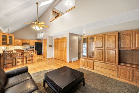 Tiny photo for 615 E FOX RIDGE DR S, Providence, UT 84332 (MLS # 2139776)