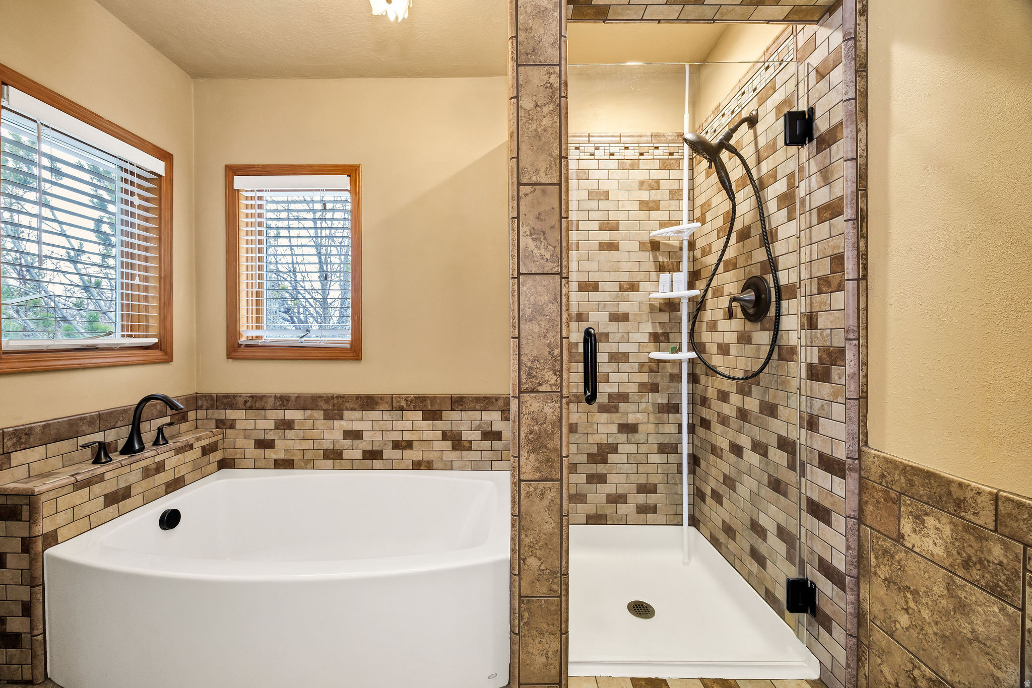 FOXRIDGE - Residential