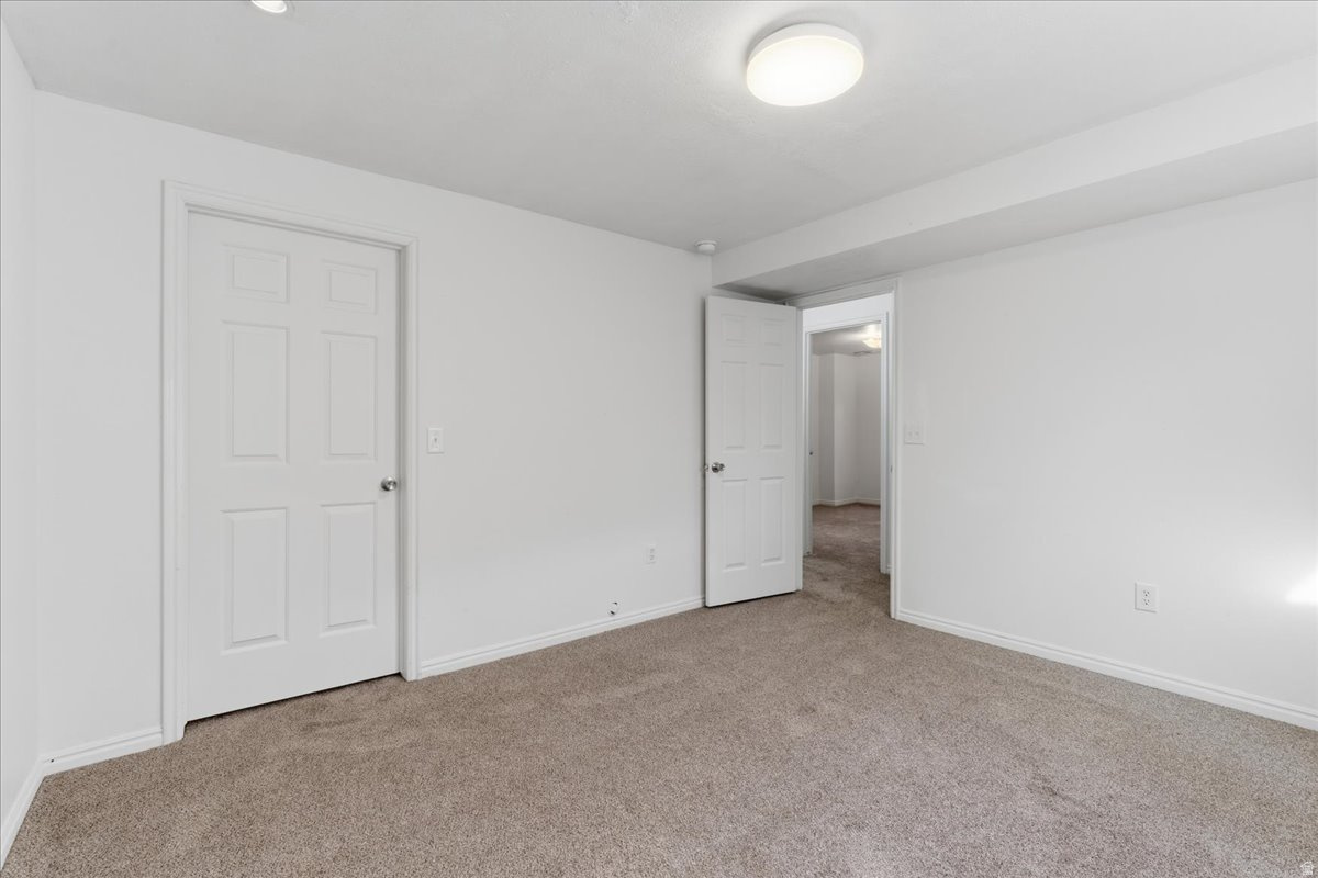 WOOD ESTATES - Residential