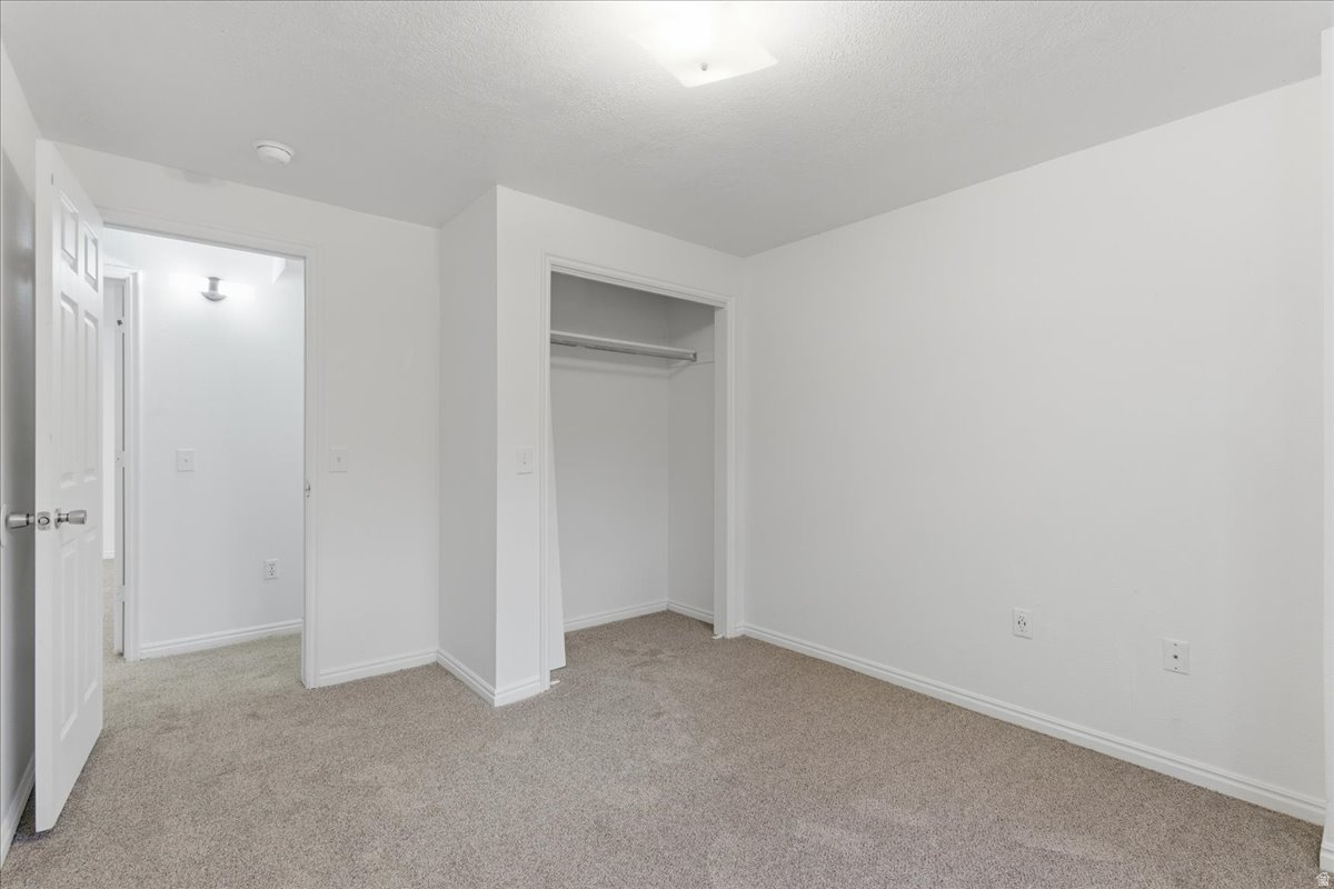 WOOD ESTATES - Residential