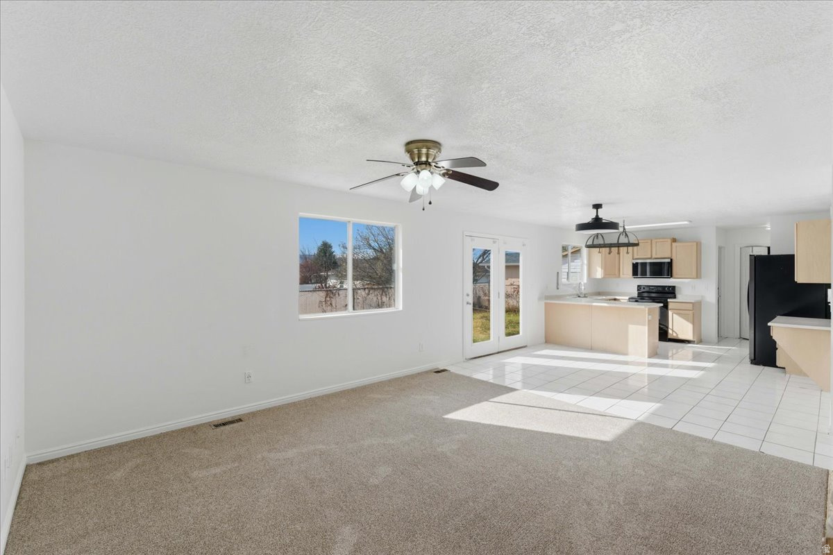 WOOD ESTATES - Residential