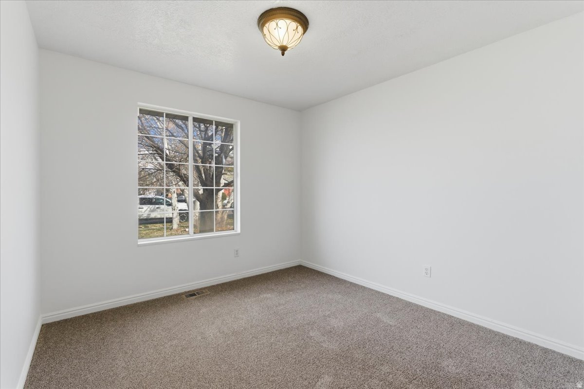 WOOD ESTATES - Residential