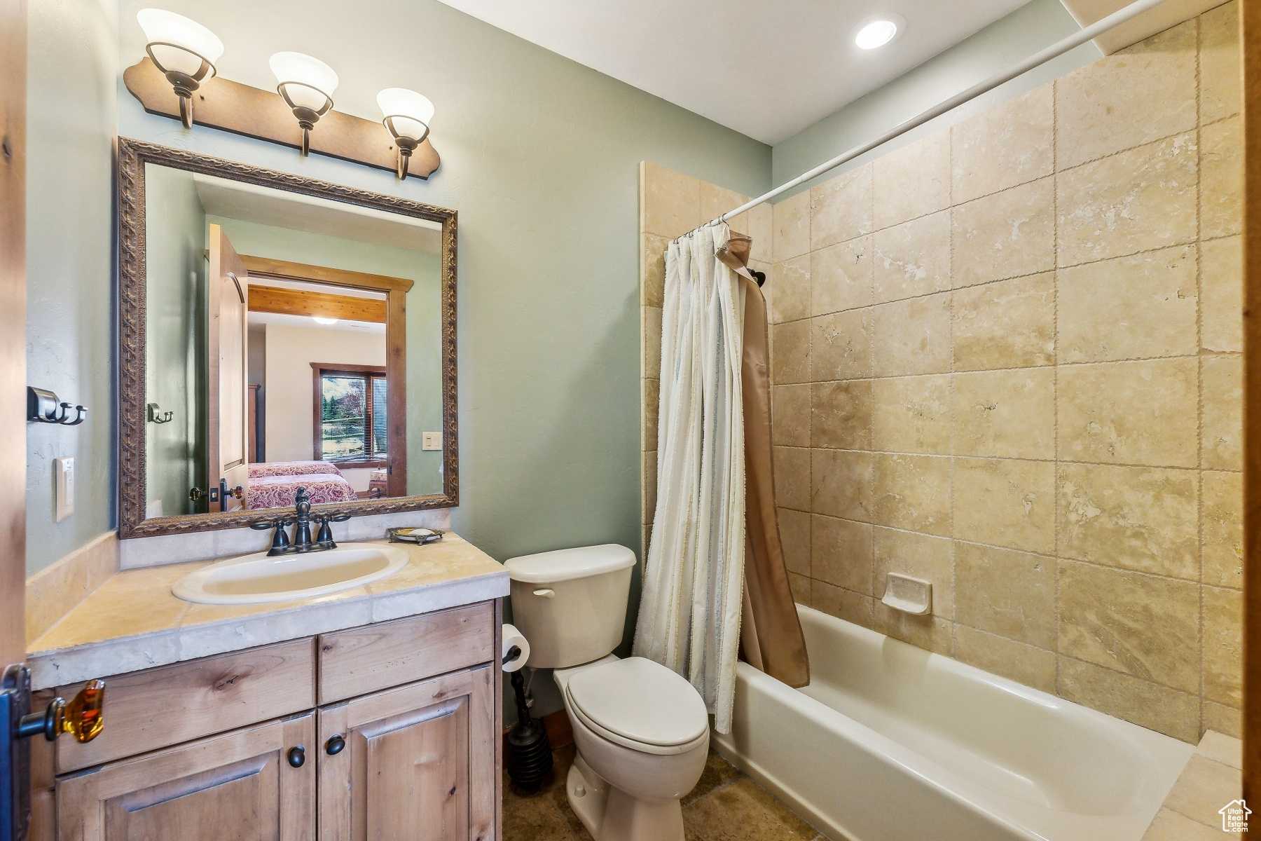 Park City, Utah 84098, United States, 4 Bedrooms Bedrooms, ,3 BathroomsBathrooms,Residential,Active,98946