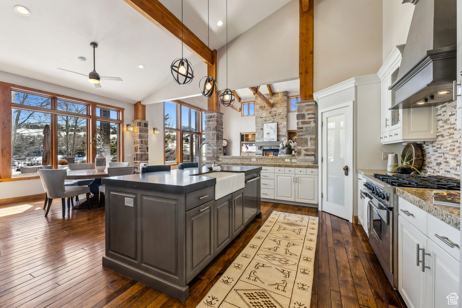 Park City, Utah 84098, United States, 4 Bedrooms Bedrooms, ,3 BathroomsBathrooms,Residential,Active,98946