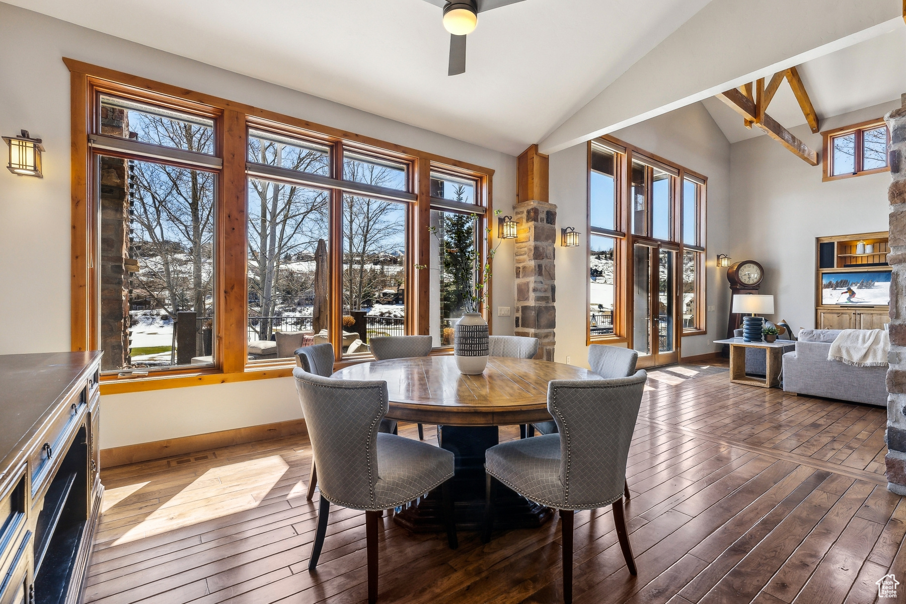 Park City, Utah 84098, United States, 4 Bedrooms Bedrooms, ,3 BathroomsBathrooms,Residential,Active,98946