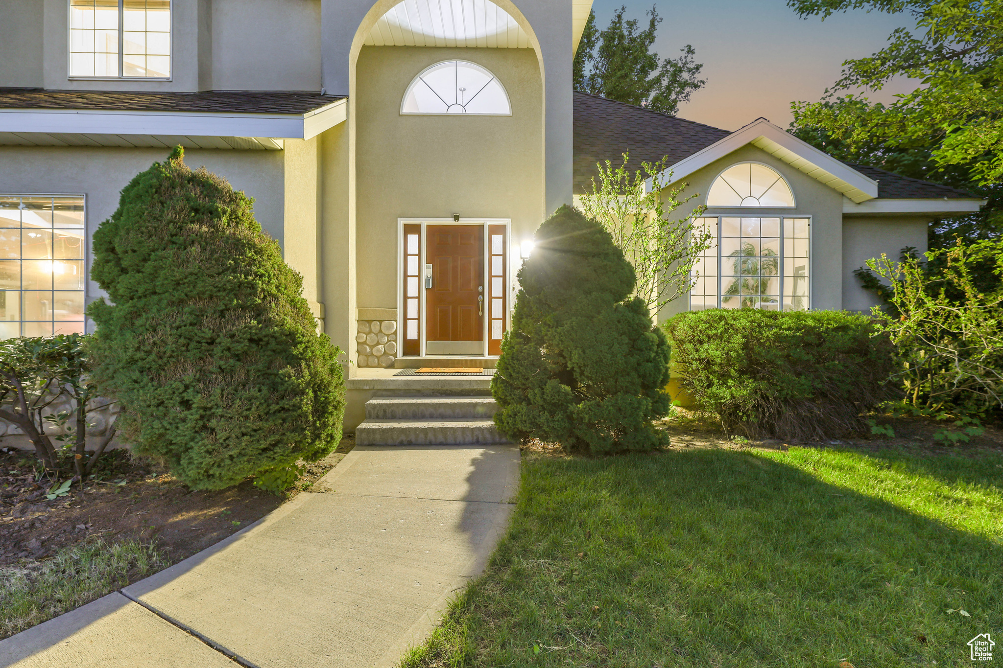 8017 S Showcase Ln, Sandy, Utah image 3
