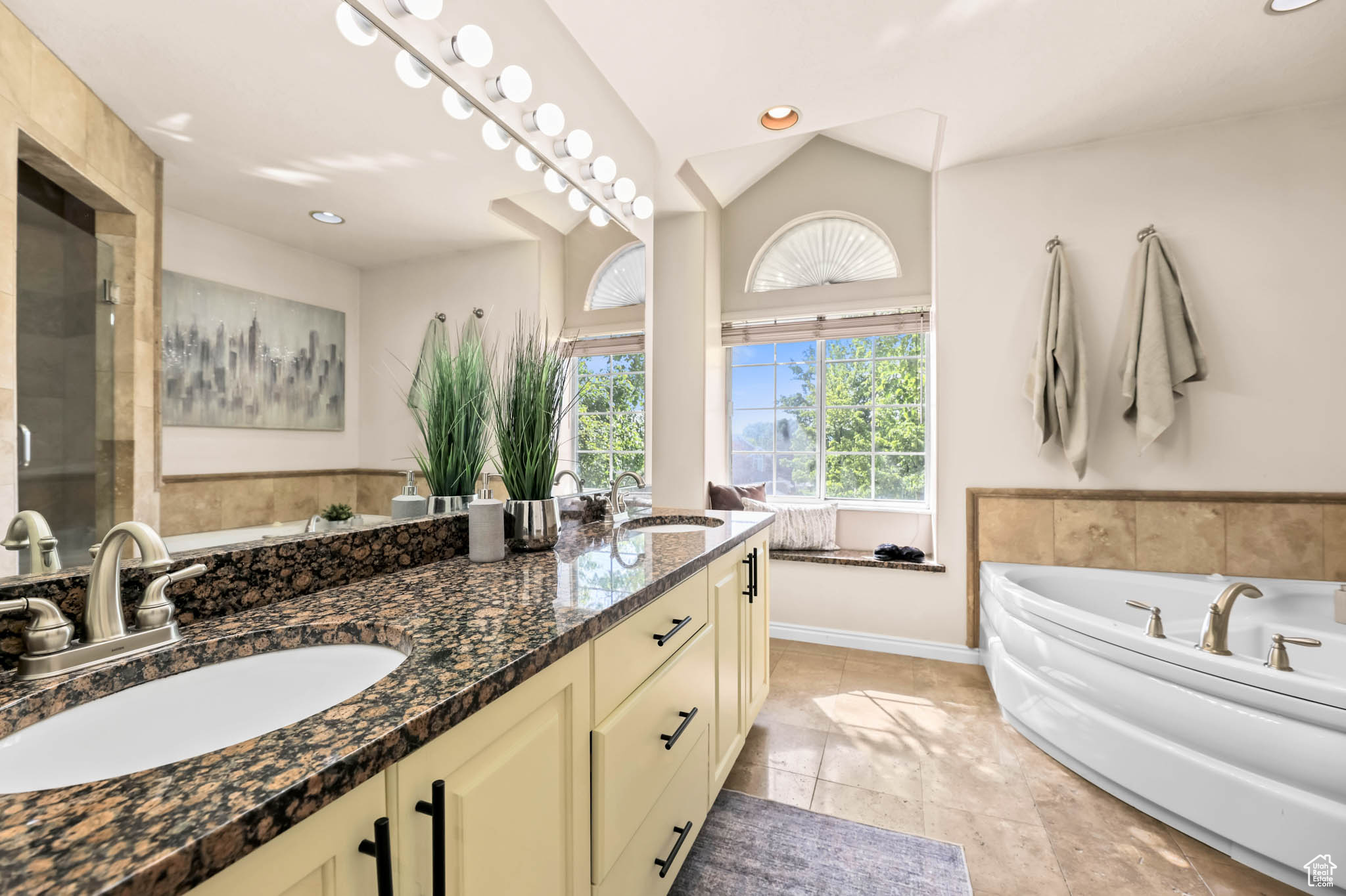 8017 S Showcase Ln, Sandy, Utah image 32