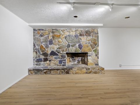 Tiny photo for 2744 E 7265 S, Cottonwood Heights, UT 84121 (MLS # 2141007)