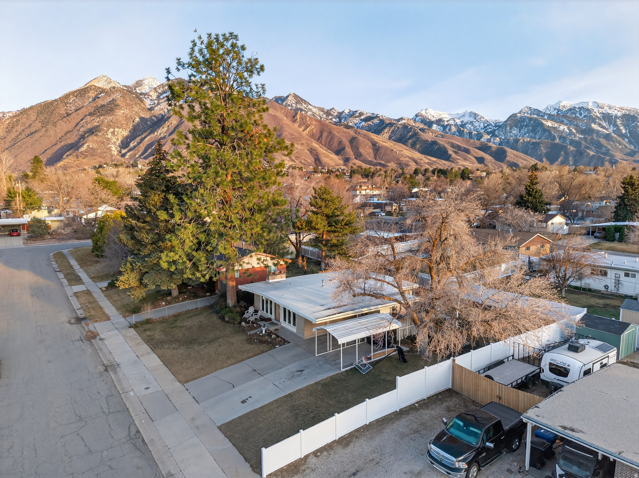 COTTONWOOD - Residential