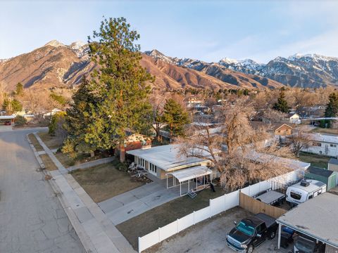 Tiny photo for 2744 E 7265 S, Cottonwood Heights, UT 84121 (MLS # 2141007)