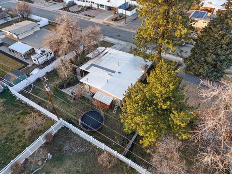 Tiny photo for 2744 E 7265 S, Cottonwood Heights, UT 84121 (MLS # 2141007)