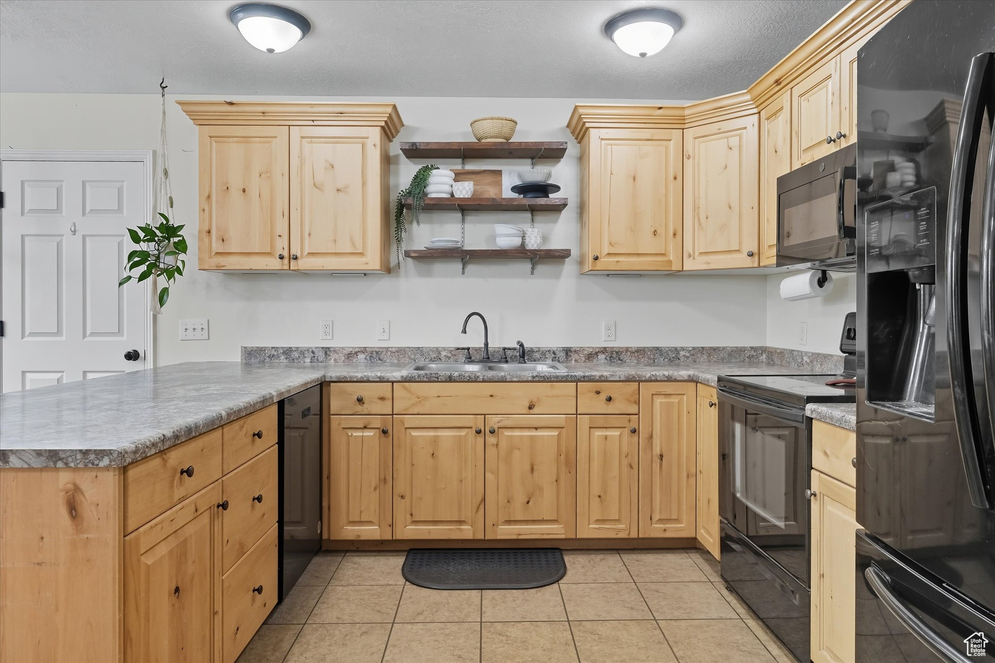 APPLEWOOD SUB - Residential