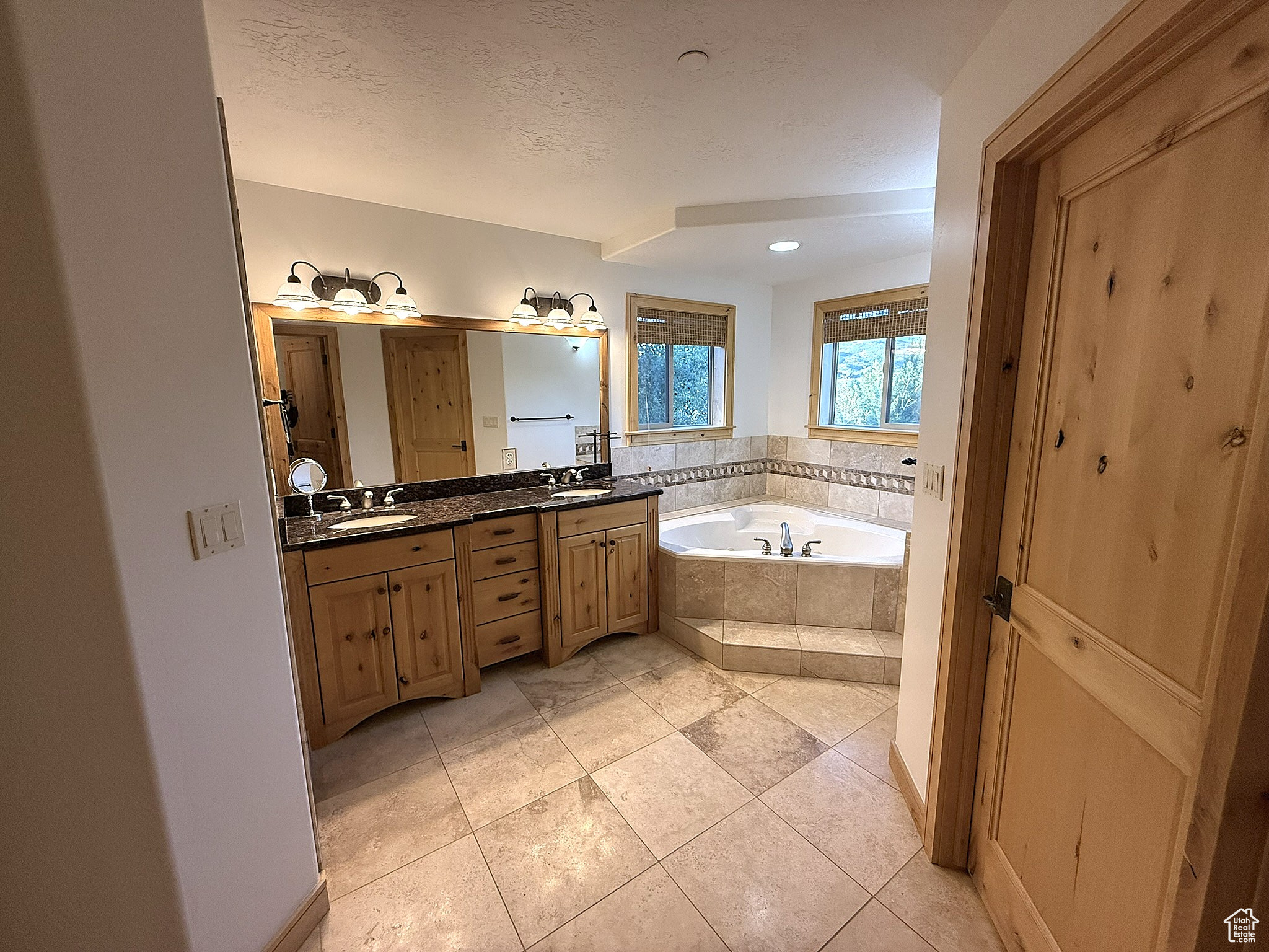 HIGH MEADOWS AT PINEBROOK - Residential