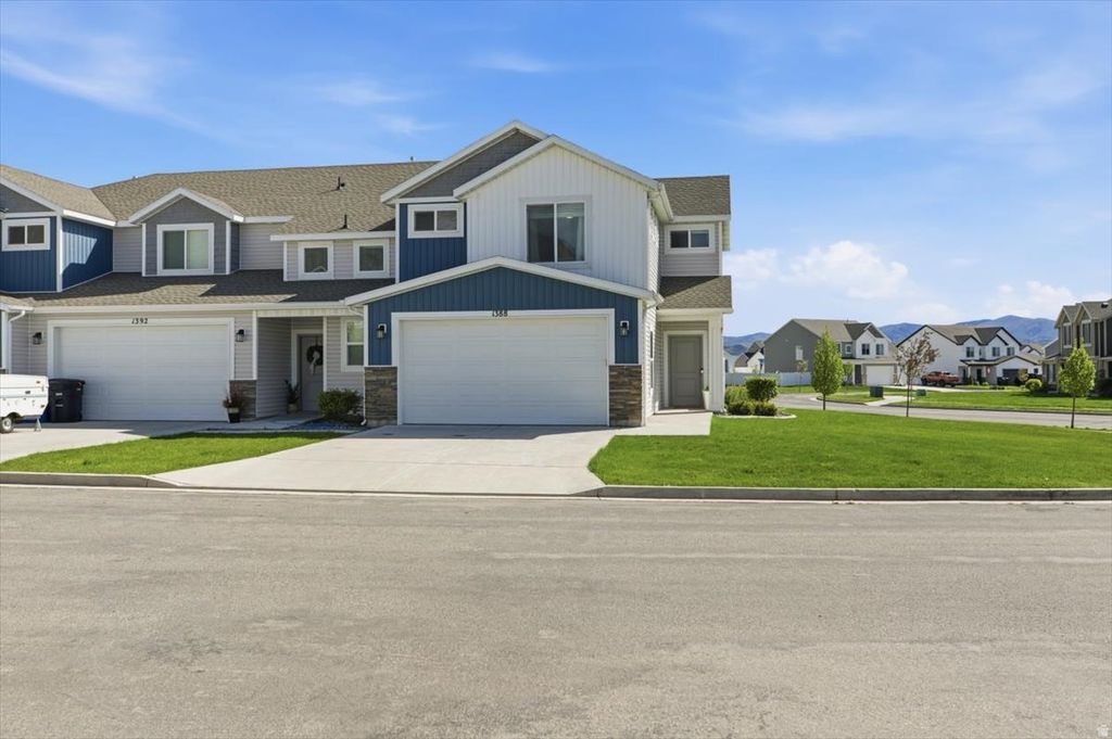 Photo of 1388 E 380 S, Hyrum, UT 84319 (MLS # 2155898)