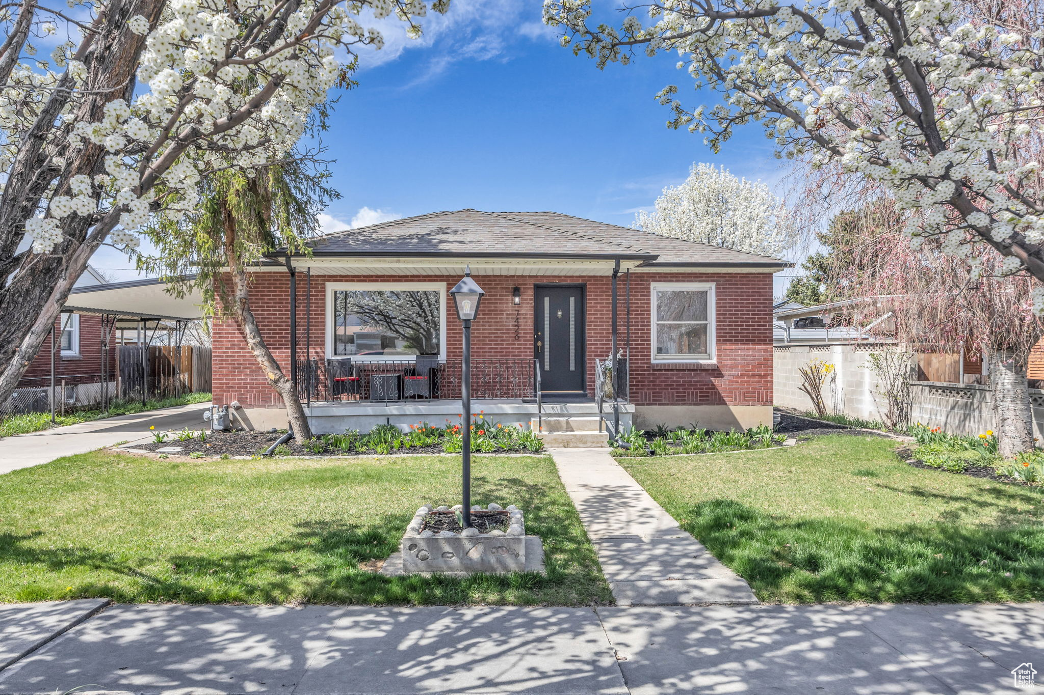 7426 S Spruce St, Midvale, Utah image 2