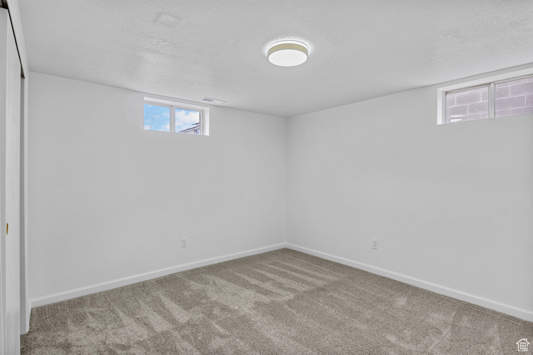 7426 S Spruce St, Midvale, Utah image 14