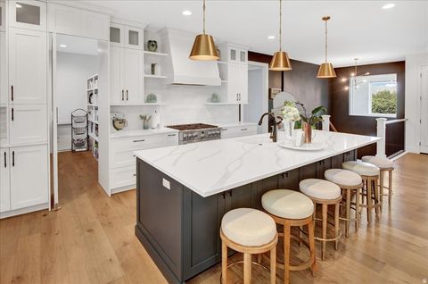 Tiny photo for 724 W MAPLE DRIFT LN, Draper, UT 84020 (MLS # 2143040)