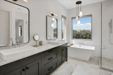 Tiny photo for 724 W MAPLE DRIFT LN, Draper, UT 84020 (MLS # 2143040)