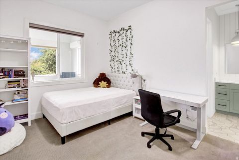 Tiny photo for 724 W MAPLE DRIFT LN, Draper, UT 84020 (MLS # 2143040)