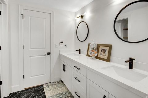 Tiny photo for 724 W MAPLE DRIFT LN, Draper, UT 84020 (MLS # 2143040)