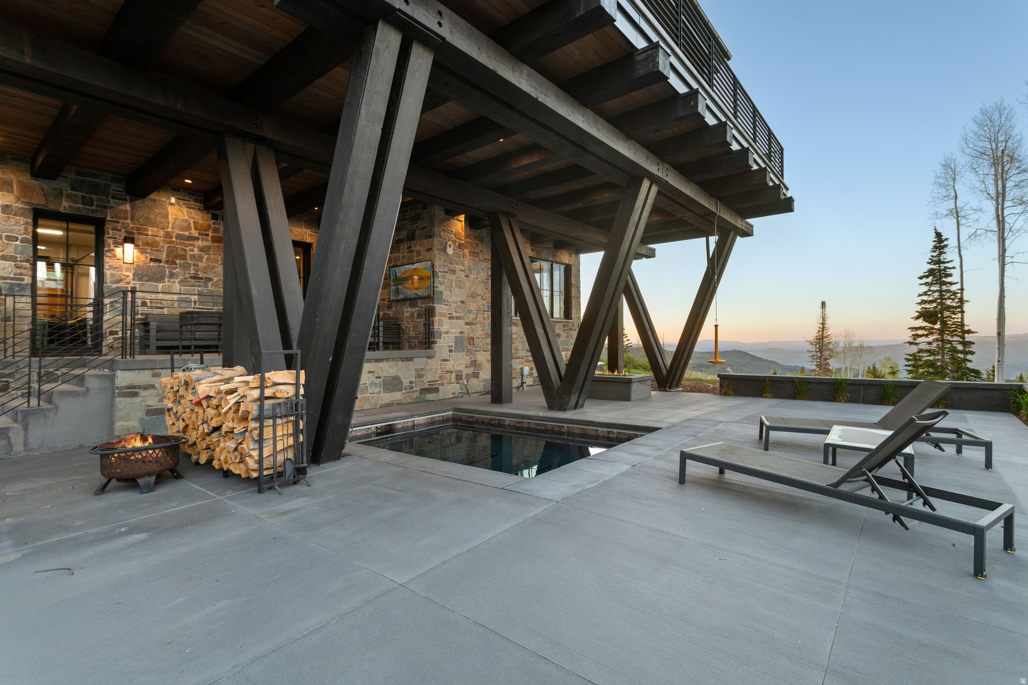 COLONY AT WHITE PINE - Residential