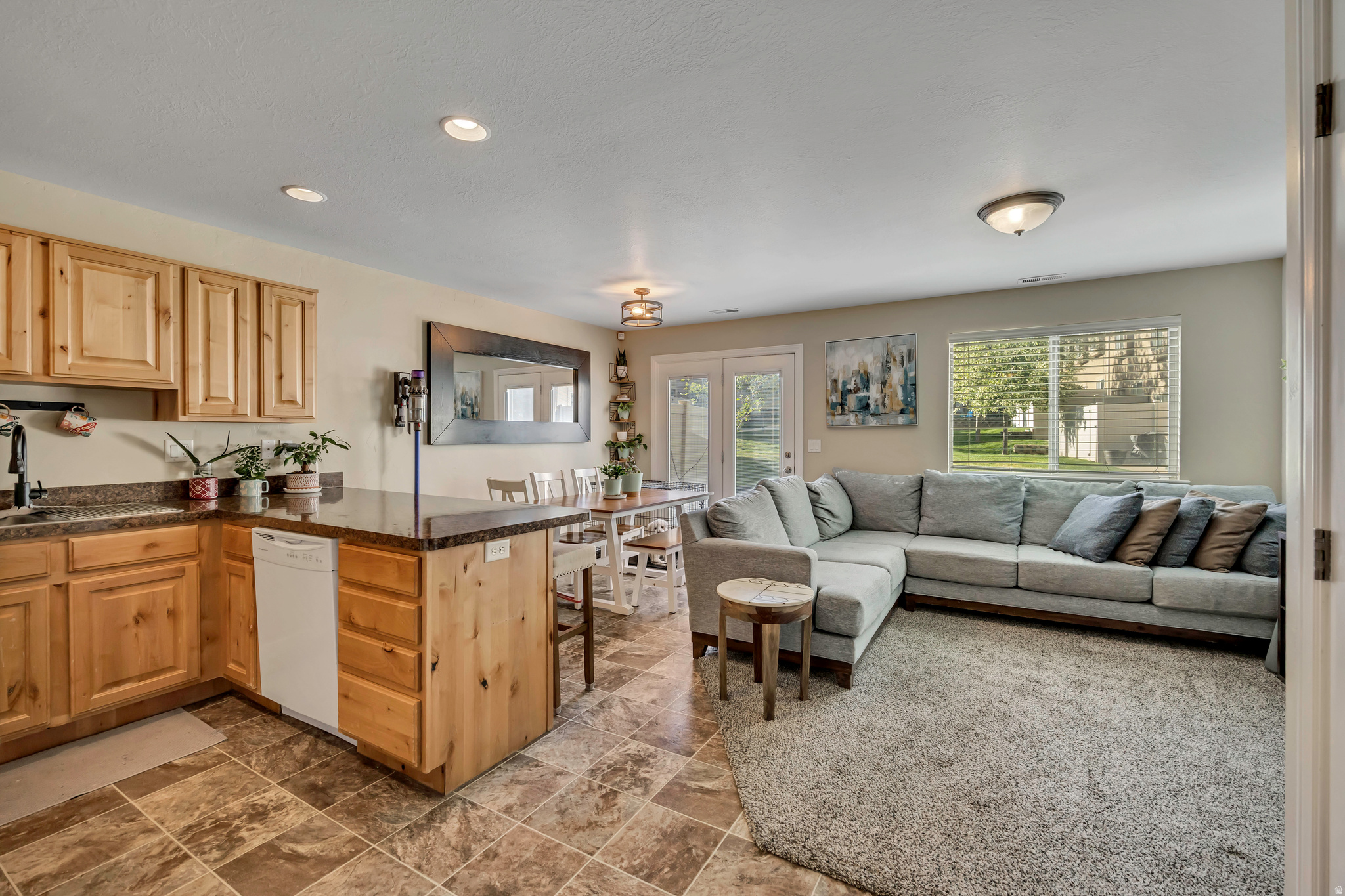 GREYHAWK - Residential