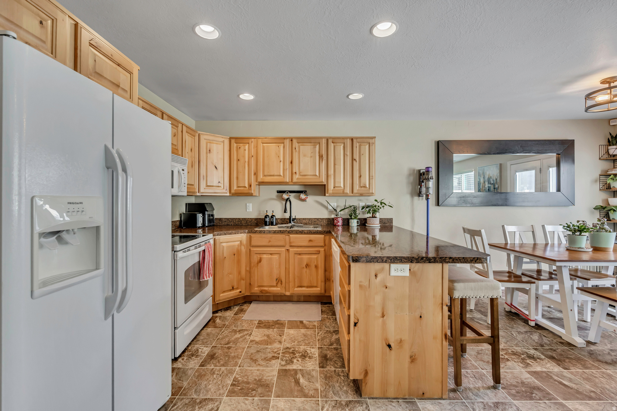 GREYHAWK - Residential