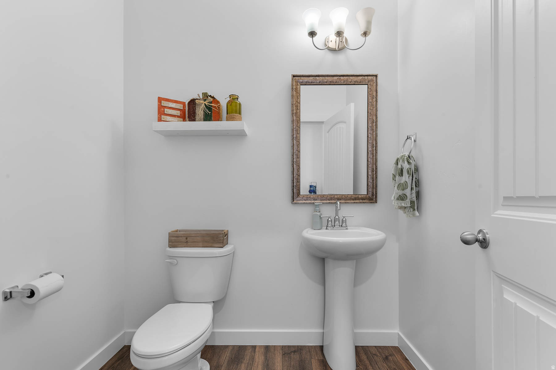 FOOTHILL VILLAGE - Residential