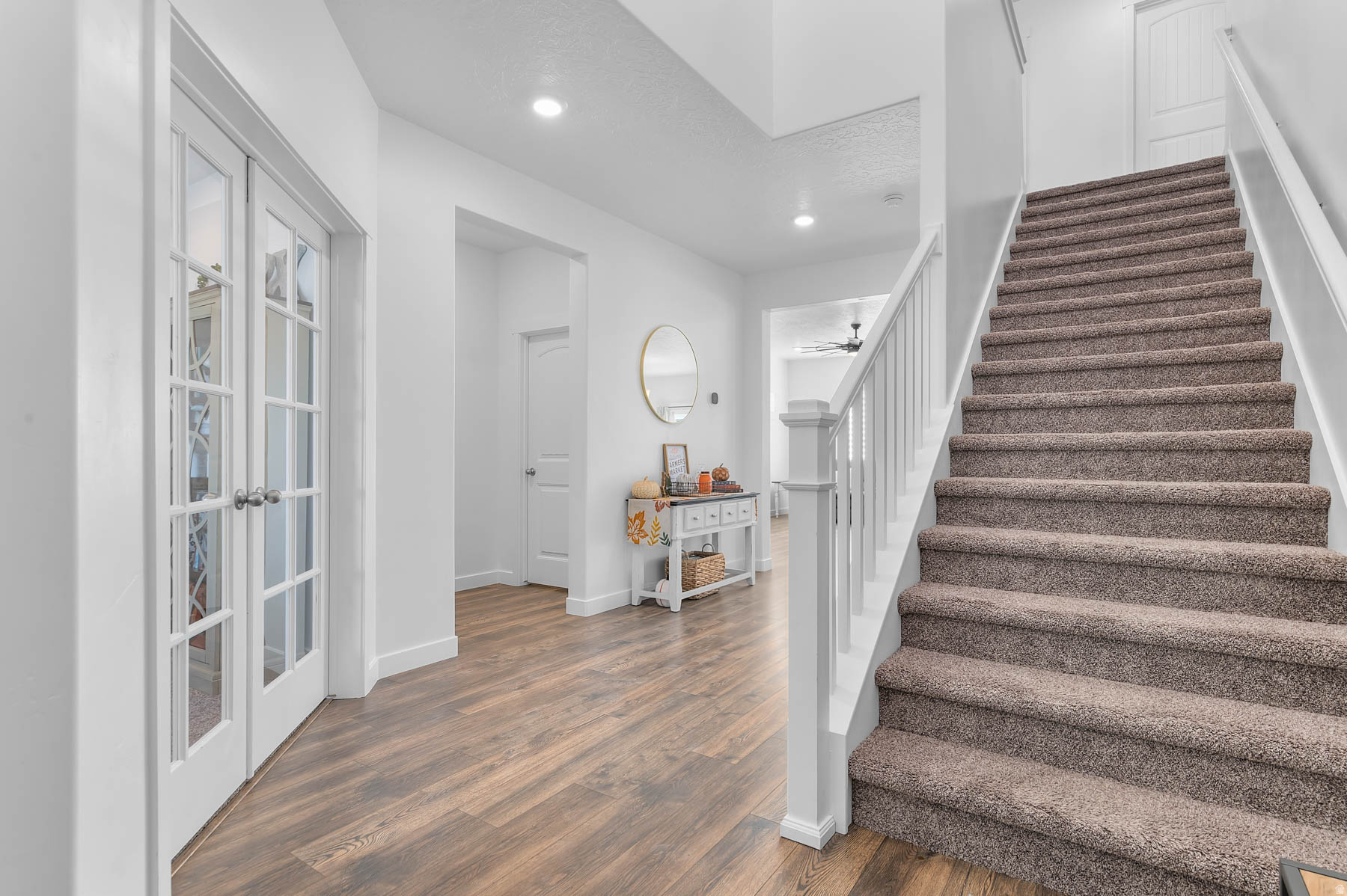 FOOTHILL VILLAGE - Residential