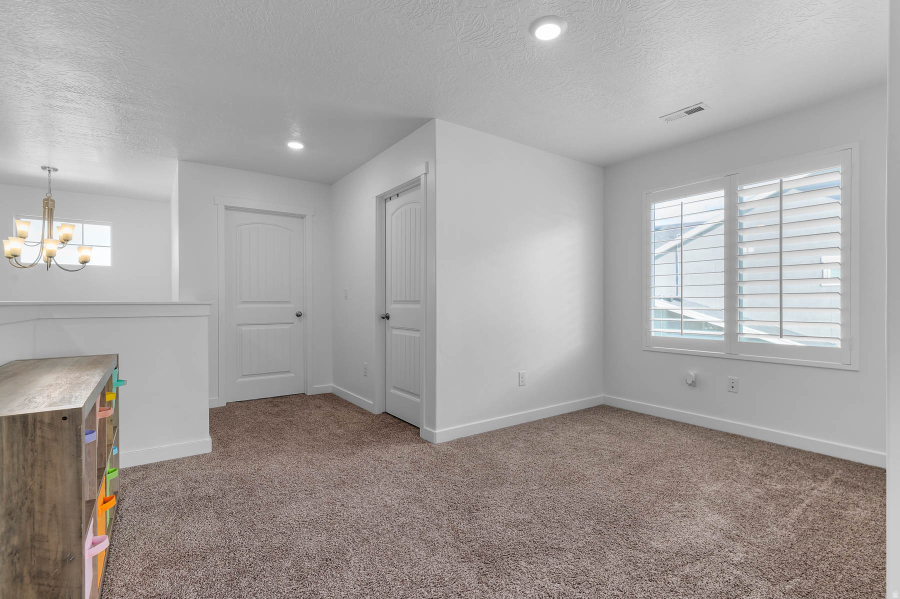 FOOTHILL VILLAGE - Residential