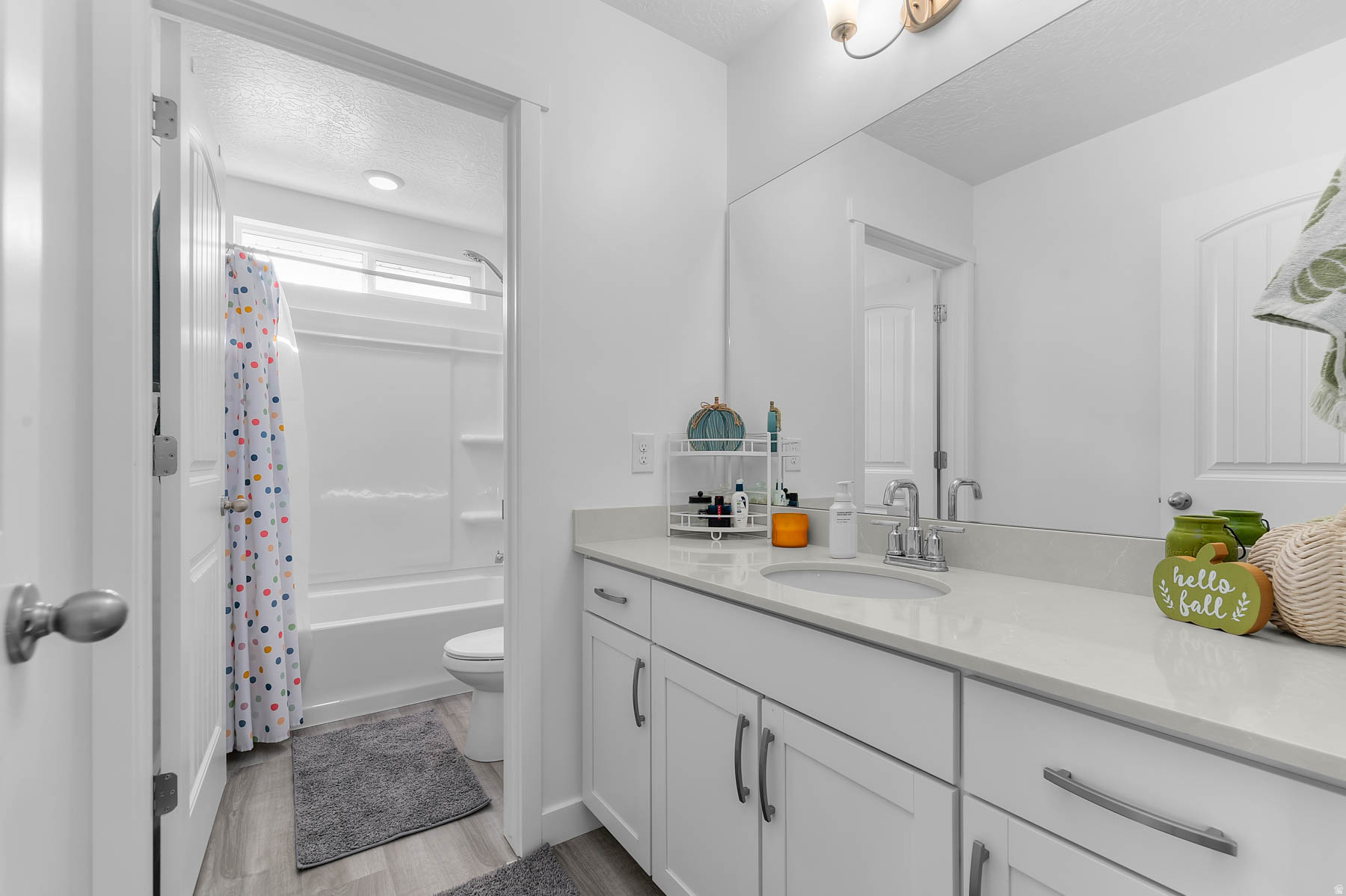 FOOTHILL VILLAGE - Residential