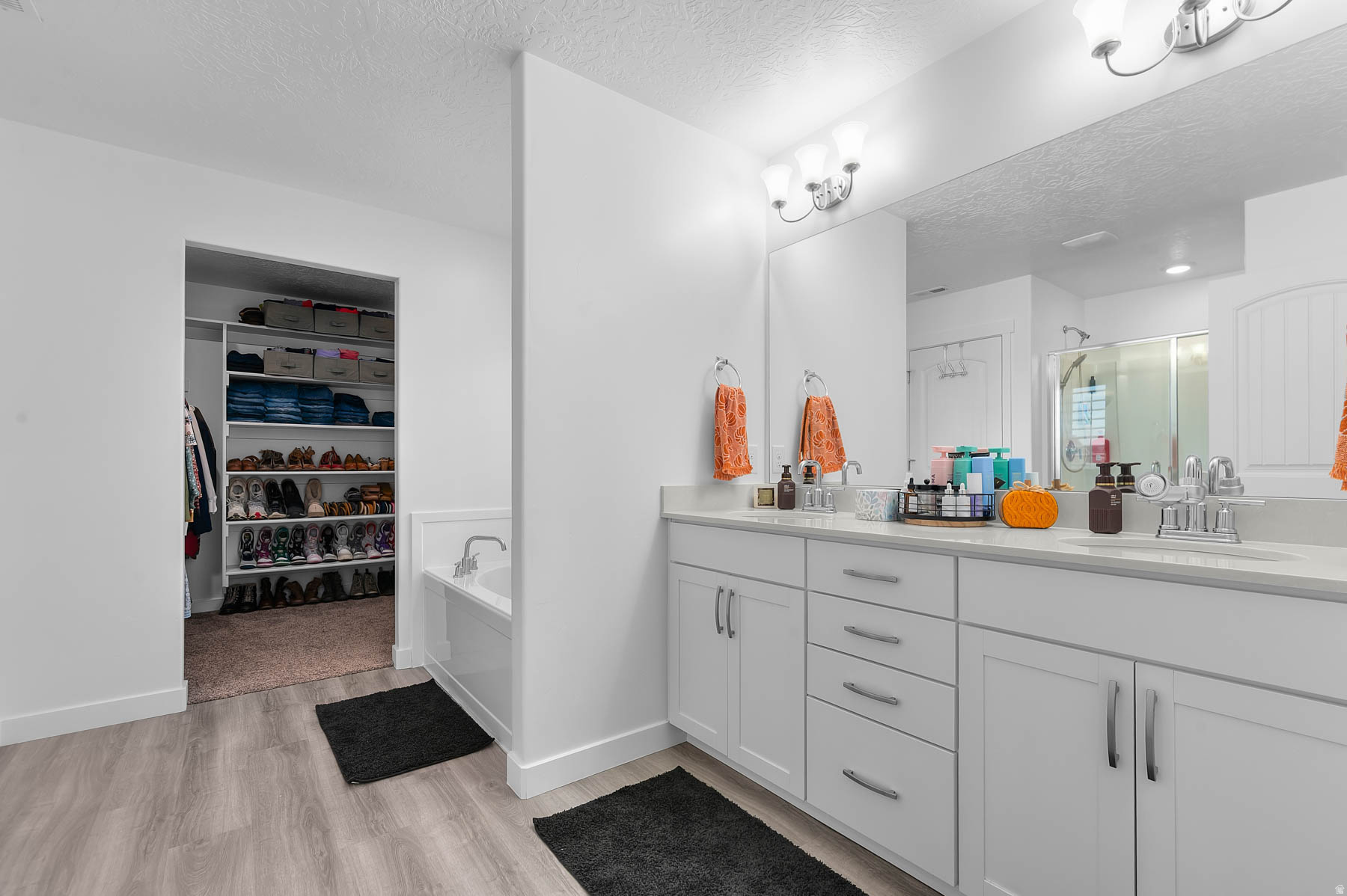 FOOTHILL VILLAGE - Residential