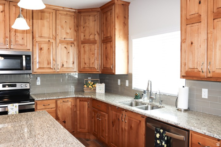 PHEASANT HOLLOW - Residential