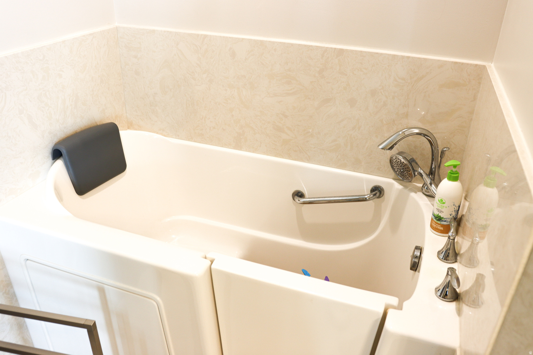 PHEASANT HOLLOW - Residential