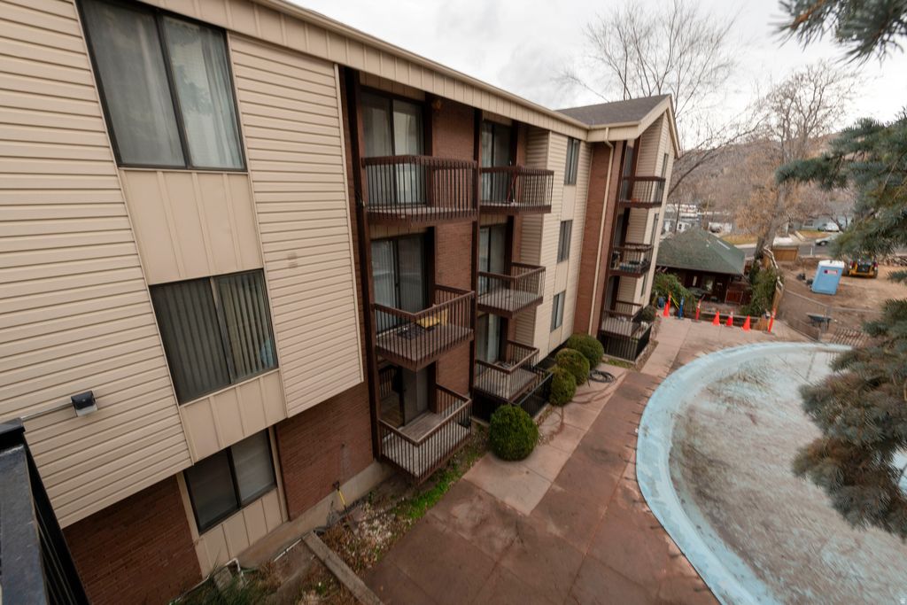 Photo of 425 S 1000 E #311C, Salt Lake City, UT 84102 (MLS # 2150954)