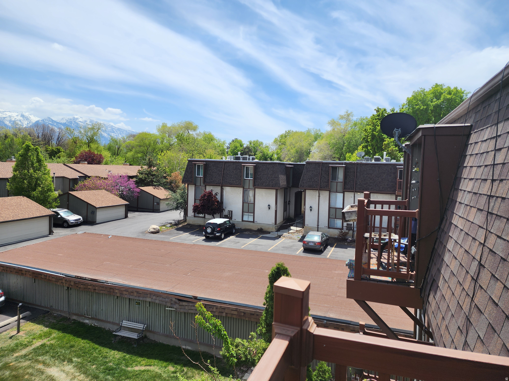 THE WILLOWS - Residential