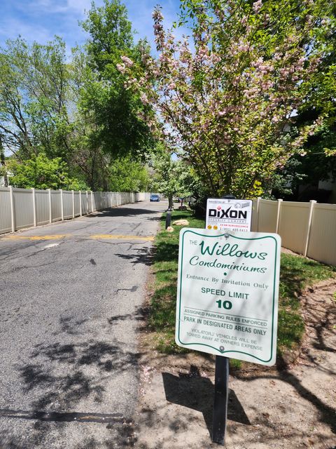 Tiny photo for 5402 S WILLOW LN E #E, Murray, UT 84107 (MLS # 2146920)