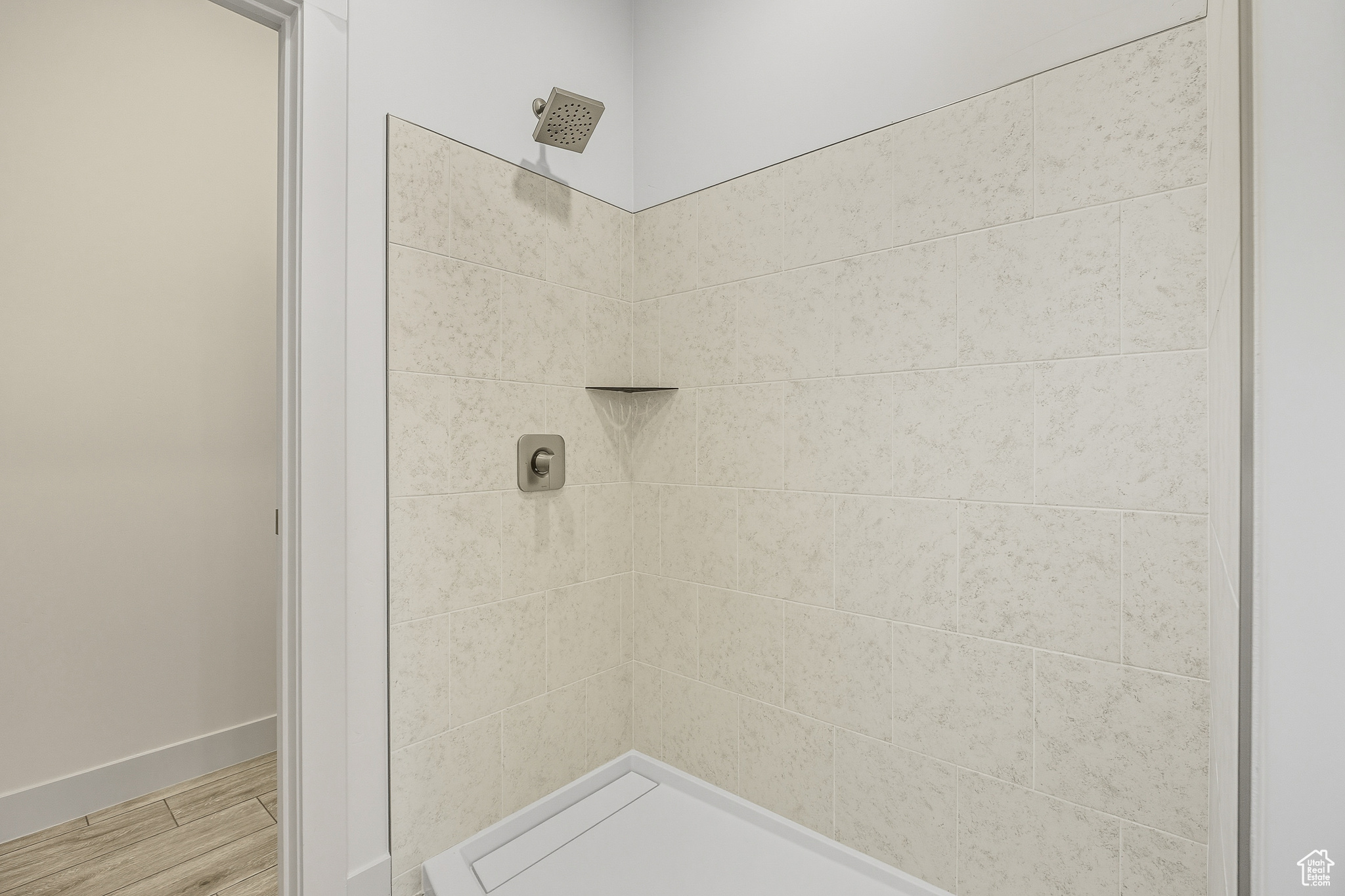 HURRICANE VIEWS - Residential